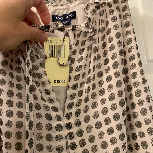 NWT Max Edition - Picture 2 of 2